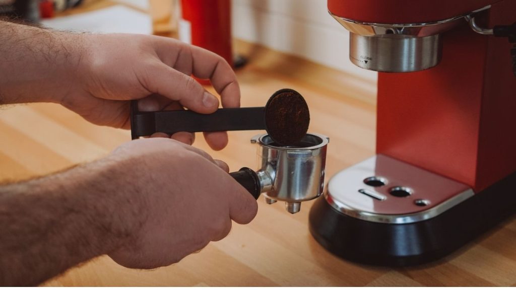 Can You Use Ground Coffee In An Espresso Machine? Finom Coffee