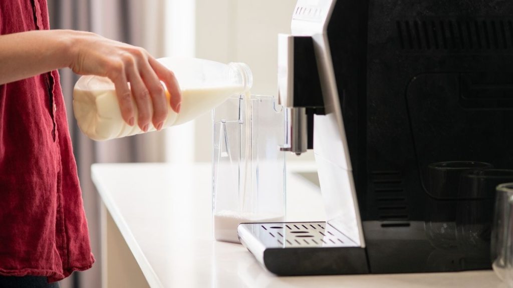 Can You Put Milk In A Coffee Maker? Finom Coffee