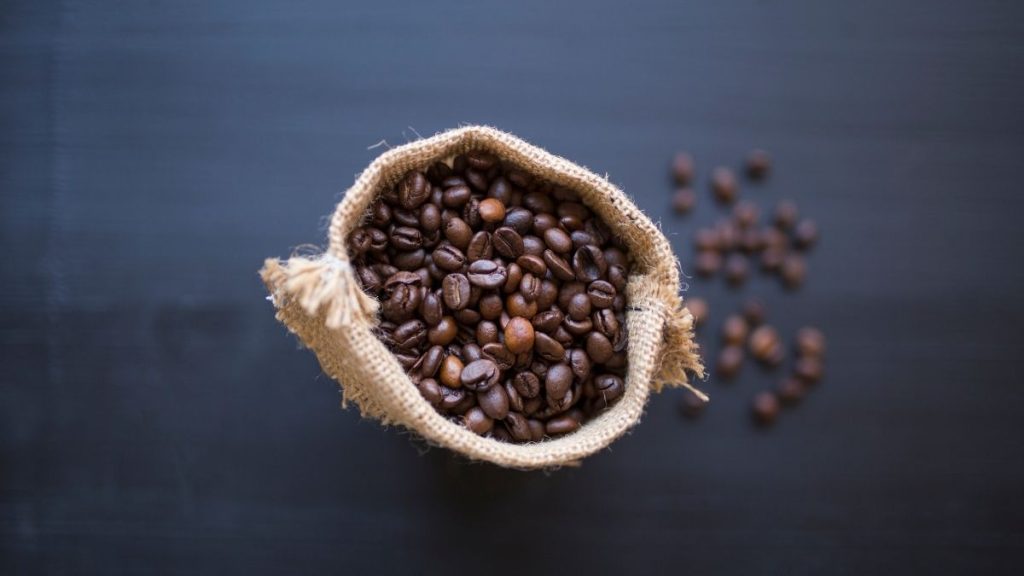 12Ounce Bag Of Coffee Beans How Many Cups? Finom Coffee